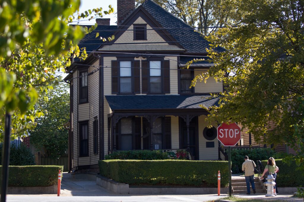 Woman Tries to Torch MLK’s Birth Home