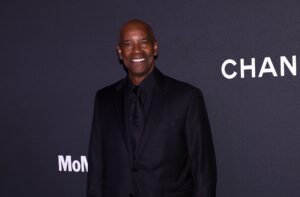 Whew! Denzel Washington Goes Off On Rowdy Paps, Fans in NYC