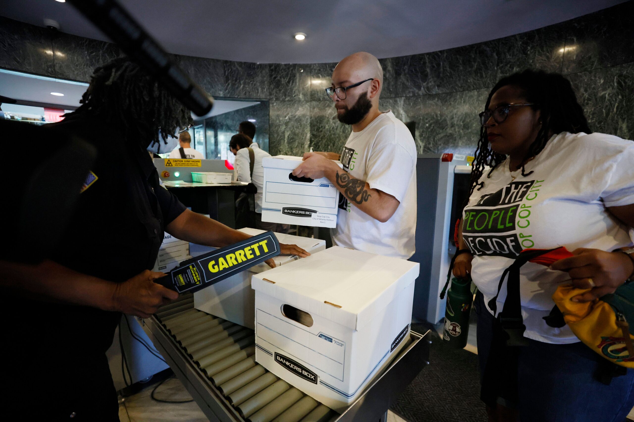 Photo: AP Miguel Martinez/Atlanta Journal-Constitution