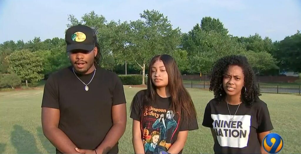 NC Amusement Park Employees Walk Out After Accusing Manager of Racism After 'Nappy-Head' and 'Bunch of Monkeys' Comments