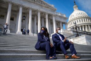 Democratic Lawmakers, Say It’s Time To End Solitary Confinement!