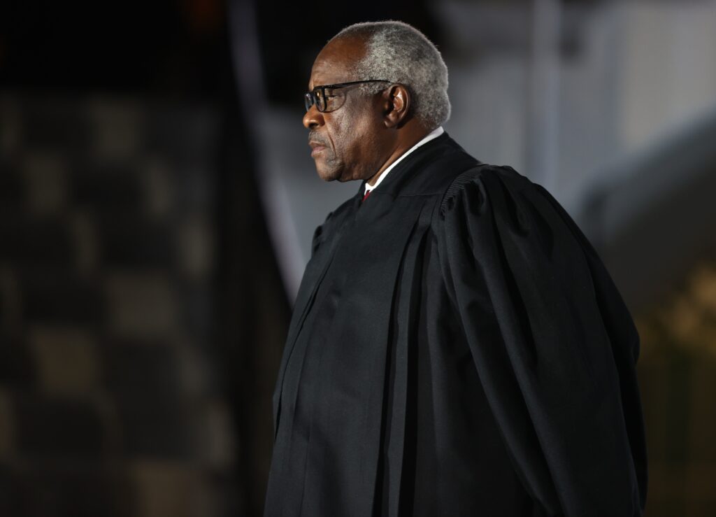 Oh Lord, Republicans are Pushing for a Clarence Thomas Statue, But Here’s Why This Should Never Happen