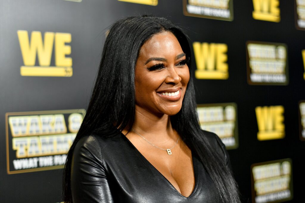 Uh Oh! RHOA Alum Kenya Moore Is Setting the Record Straight With The Receipts To Prove It
