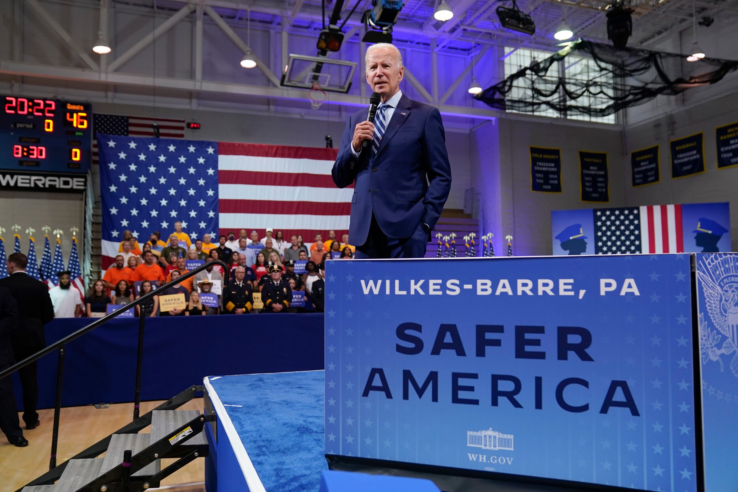 Photo: AP Evan Vucci