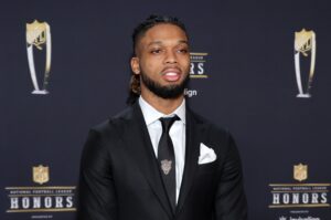 NFL Honors: Patrick Mahomes Wins 2nd MVP Award; Damar Hamlin’s Medical Team Receives Special Recognition
