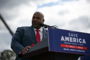 Our Running List of The Worst Black Conservatives Ever!