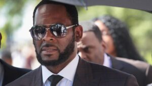 R. Kelly Reportedly Considered Himself a ‘Genius’ Entitled to Have Sex With ‘Very Young Girls’