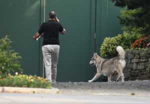 Disgraced Former NY Gov. Andrew Cuomo Leaves Governor’s Mansion and His Dog Behind