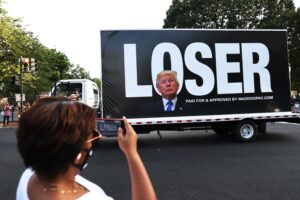 Photos of Trump with His ‘Black Supporters’ Are Everywhere … Can You Tell They’re All Fake?