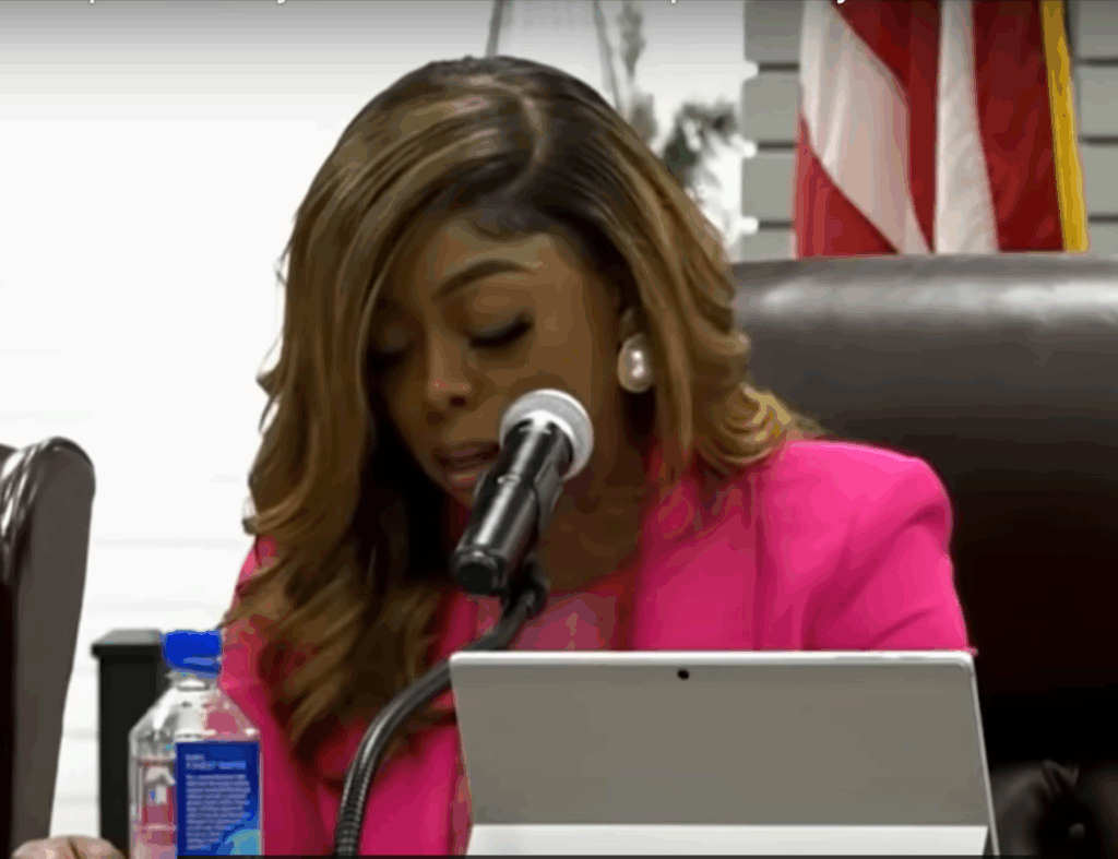 Black Residents in Suburban Chicago Town Are Sick of This Mayor’s Mess
