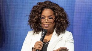 Oprah Responds to 'Awful Fake' Rumors of Her Being Arrested and Raided