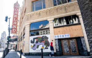 Low-Income Black Families in Oakland May Receive Monthly $500 Supplemental Payments Under New Program