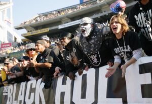 Las Vegas Raiders, New Orleans Saints Will Require Proof of Vaccination or Negative Test to Attend Games
