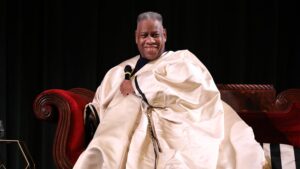 Legendary Fashion Icon and Former Vogue Creative Director André Leon Talley Dies at 73