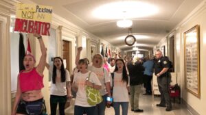Missouri House Sends to Governor Bill Banning Abortion After 8 Weeks of Pregnancy