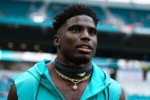 WATCH: What Really Happened Between Police and Miami Dolphins Superstar Tyreek Hill