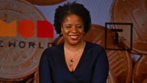 ‘The People Are the Real Power’: Tayari Jones’ An American Marriage Wins the 2019 Women’s Prize for Fiction