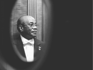 White House Butler Who Served 11 Presidents, Including Obama, Dies From Coronavirus