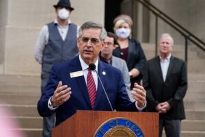 Georgia’s Secretary of State Announces Hand Recount of Election Ballots
