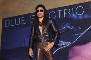 WATCH: Lenny Kravitz Wears Leather Pants During Brutal Workout Routine and the Internet Loses Its Mind
