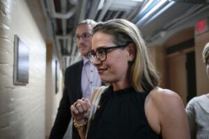 Bipartisan Collective Create Bill To Find ‘Middle Ground’ On Abortion Protections