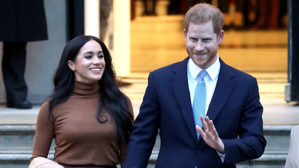 Returning From a Holiday Break, the Sussexes Announce a ‘Step Back’ From the Monarchy