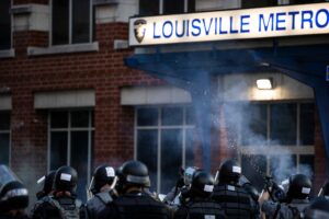 Louisville City Council Moves Forward With 'Breonna's Law'; Cops Walk Out on Mayor Because They're Big, Whiny Babies