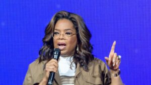 Oprah Winfrey Is ‘Awake’ but Worried, Waiting on 2020 Election Frontrunner to Emerge