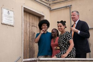 NY Mayor Bill de Blasio Reportedly Used NYPD Security Detail to Move Daughter Out of Apartment