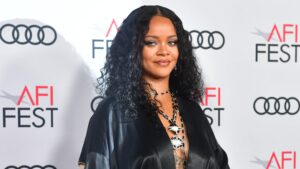 Rihanna and I Both Started 2020 With Pimples on Our Chins (and Neither of Us Put Out a New Album, Either)