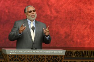 Lonnie Bunch III Becomes First Ever Black Secretary of the Smithsonian Institution