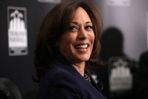 Among Democratic 2020 Hopefuls, Kamala Harris Is Pulling in the Most Money From Big-Dollar Donors in Communities of Color