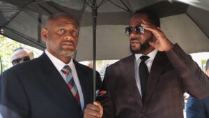 It's the Refund to Ignition: Woman Who Paid $100,000 for R. Kelly's Bond Wants Her Money Back