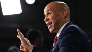 Seeking to End Hair Discrimination Nationwide, Cory Booker and Colleagues Bring the CROWN Act to Congress