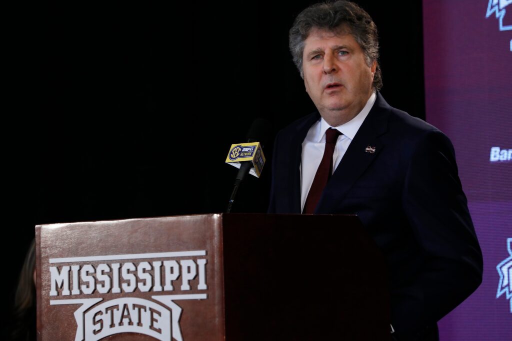 Mississippi State Football Player Announces He's Transferring Days After Coach Posts Tweet With a Noose