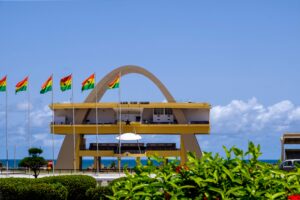 An Open Letter to All the Disrespectful Negroes Who Went to Ghana and Ditched Us in Triflin'-Ass America
