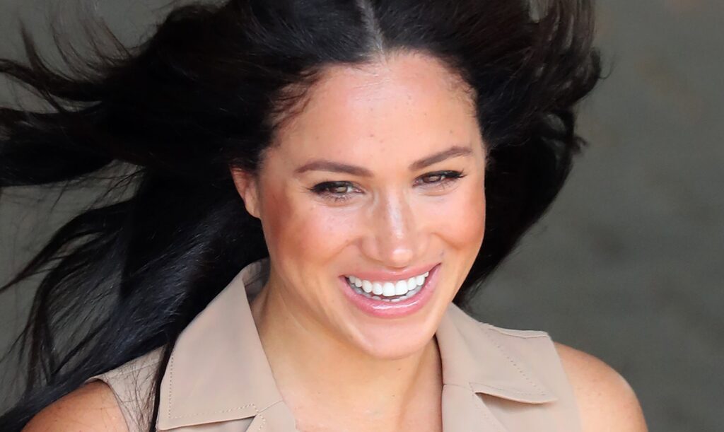 #Megxit Moves at Warp Speed as Meghan Makes a U-Turn to Canada, Oprah Expresses Support, and Scotland Yard Investigates?