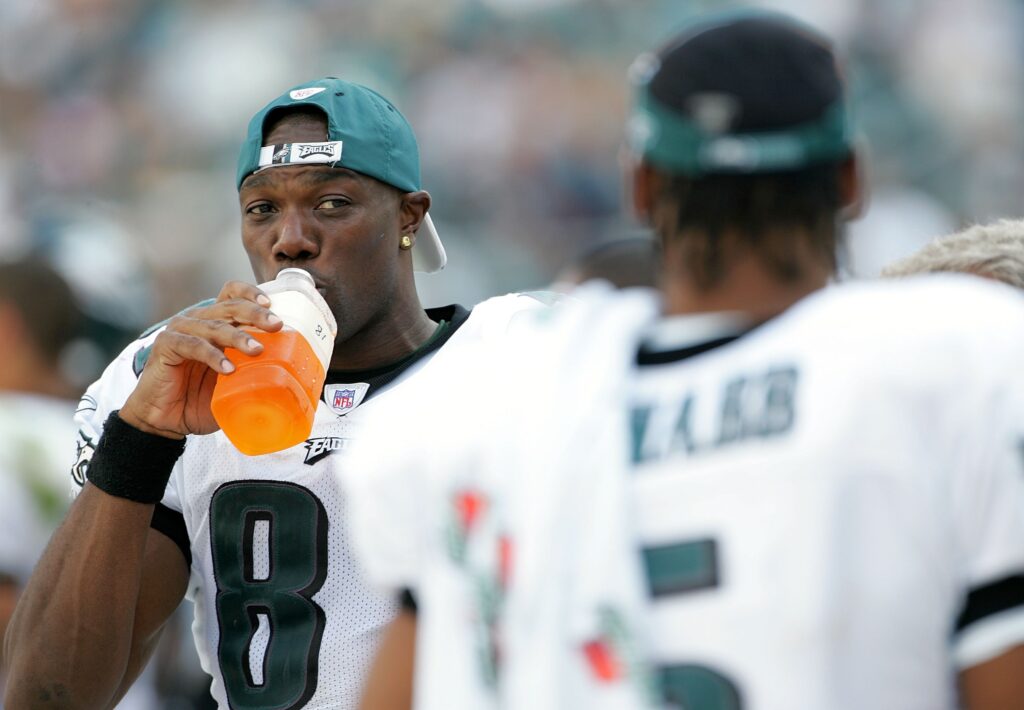 In Today's Edition of Things That Will Never Die, Terrell Owens Blames Super Bowl Loss on Donovan McNabb Being Hungover
