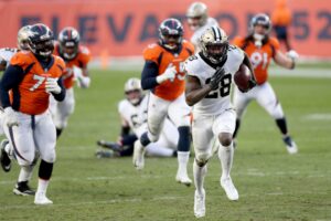 Tom Brady Lives to Lose, the Broncos Got Screwed and Other Takeaways from Week 12 of the NFL
