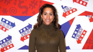 'There’s No Excuse for Language Like That': Teen Vogue Editor-In-Chief Alexi McCammond Apologizes for Previous Anti-Asian and Homophobic Tweets