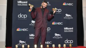 2019 Billboard Music Awards: Drake Takes Home 12 Awards, Breaks All-Time Record