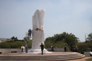 Chicago Temporarily Removes Columbus Statues, Paving the Way for Increased Law Enforcement in Black Neighborhoods