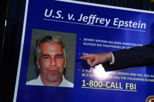 Former New York City Medical Examiner Believes Jeffrey Epstein Autopsy ‘Points to Homicide’