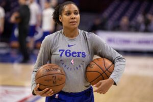 WNBA Star Lindsey Harding Becomes Philadelphia 76ers' First Female Coach