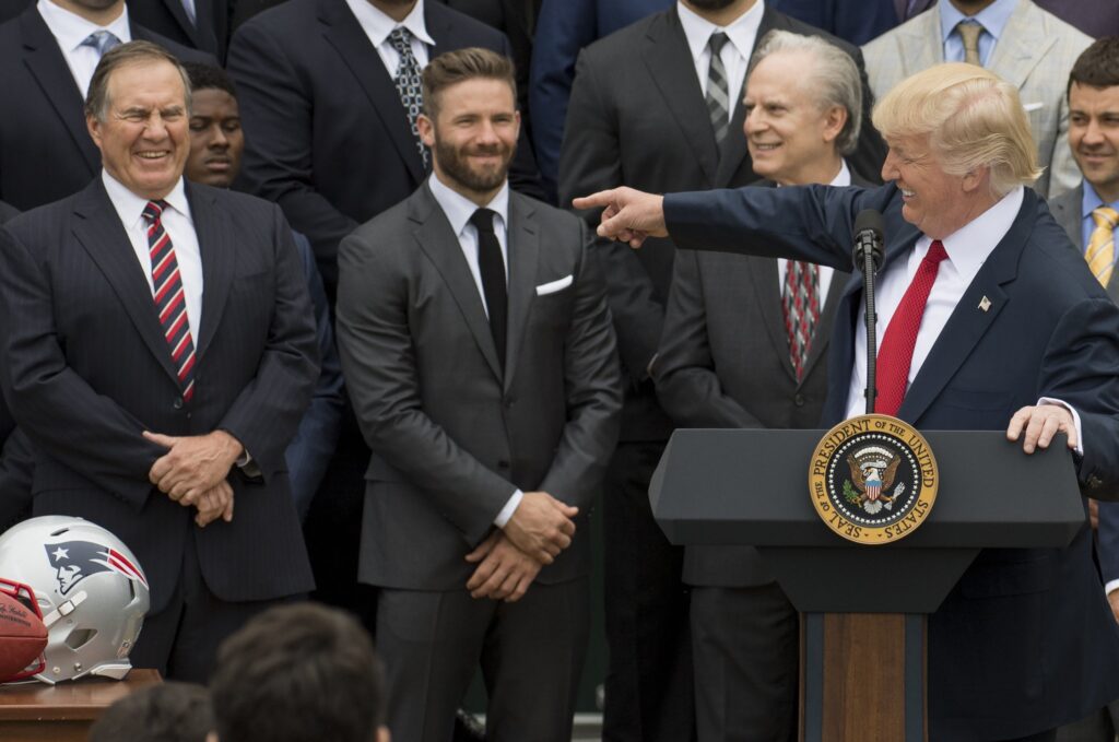 Bill Belichick Leaves Trump on Read. Oh, and PGA Golf Wants Nothing to Do With Trump's Ass Either