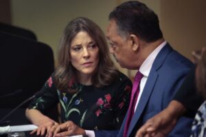 Democratic Hopeful Marianne Williamson Asked White Audience Members to Apologize to Black Guests for Slavery
