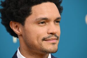 Trevor Noah Criticizes Elon Musk’s Twitter Blue Check Subscription Plan, Offers Sad but Hilarious Alternative